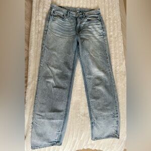American Eagle Boyfriend Jeans Light Wash Size 4 90s Style